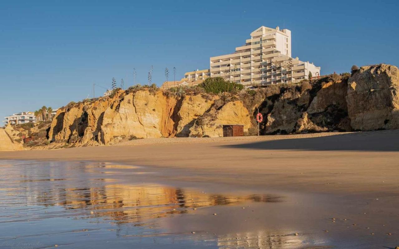 Apartamentos Torre Da Rocha Frente Ao Mar Portimão Exteriör bild