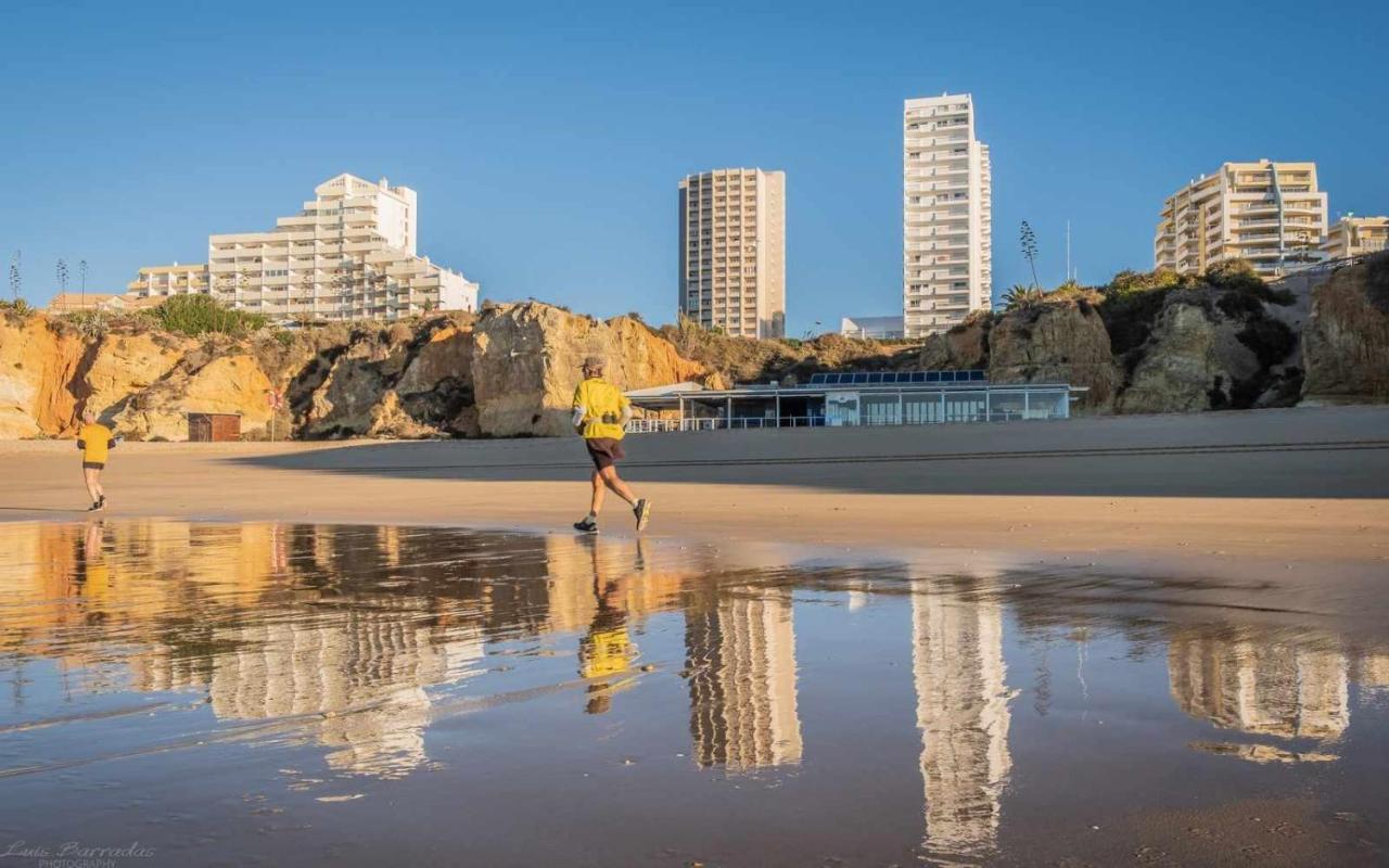 Apartamentos Torre Da Rocha Frente Ao Mar Portimão Exteriör bild