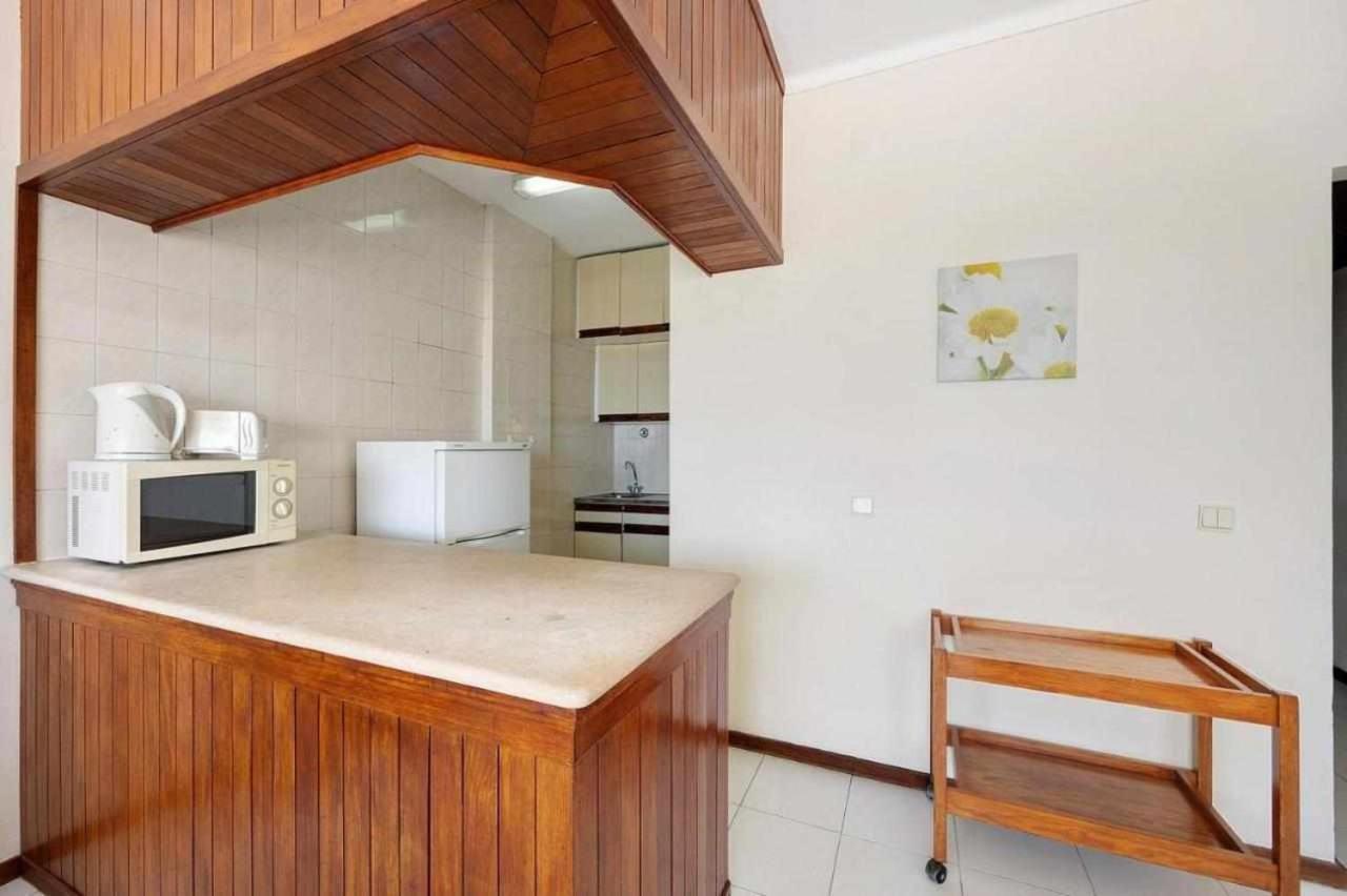 Apartamentos Torre Da Rocha Frente Ao Mar Portimão Exteriör bild